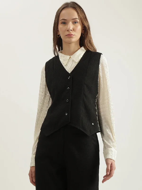 Iconic Women Black Solid V-Neck Sleeveless Waistcoat