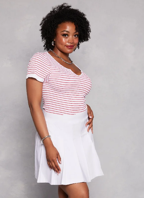 Plus Size Seamless Striped Notch Neck Tee